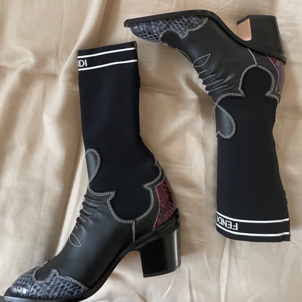 NEW!  FENDI Black Cowboy Sock Calf Boot Leather Snakeskin Heart Stitch Size 38 - Picture 8 of 12